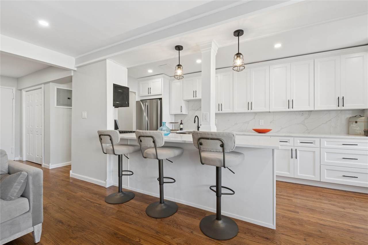 855 Broadway - Photo 1