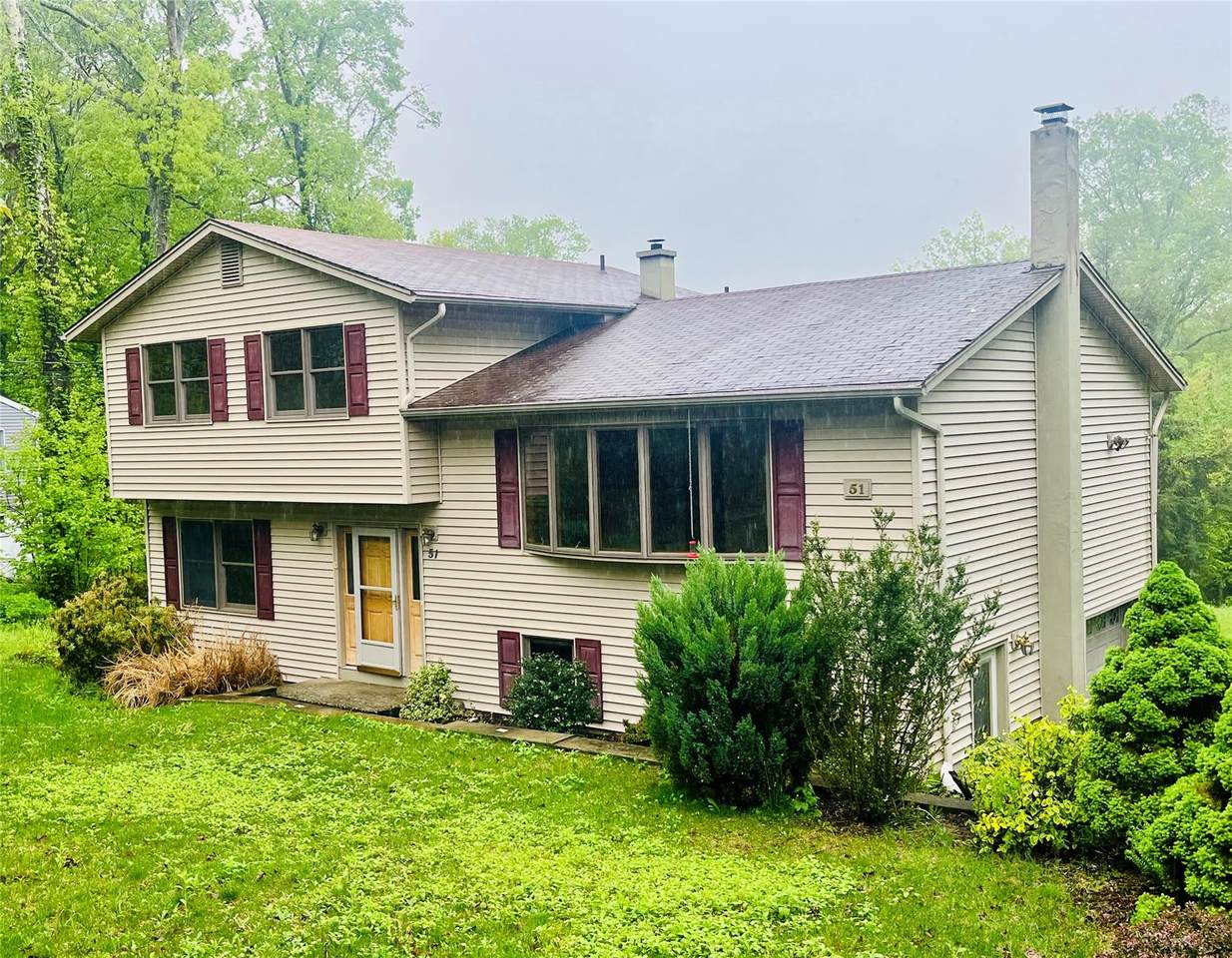 51 Pine Court - Photo 1