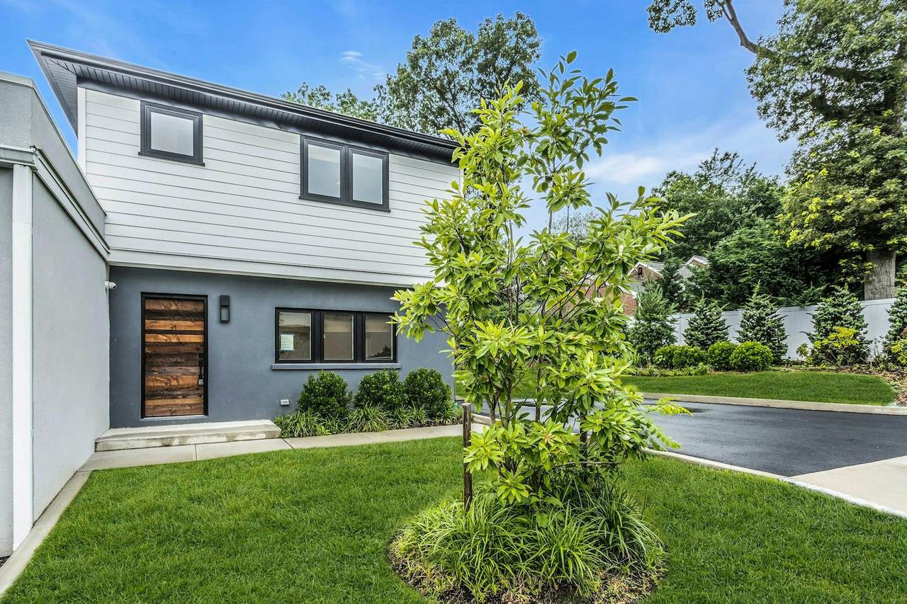 203 Broadway - Photo 1