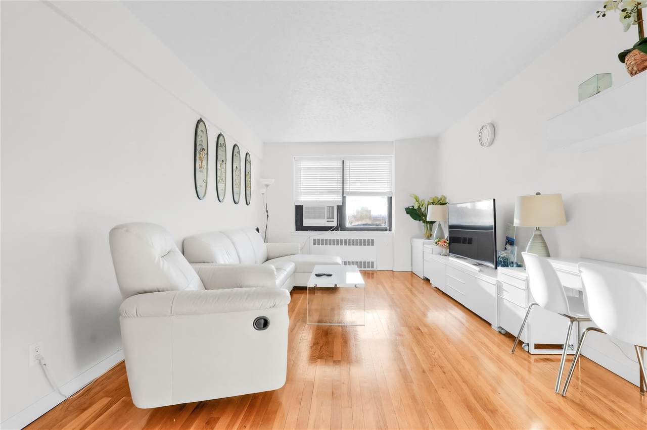 139-09 28th Road - Photo 1