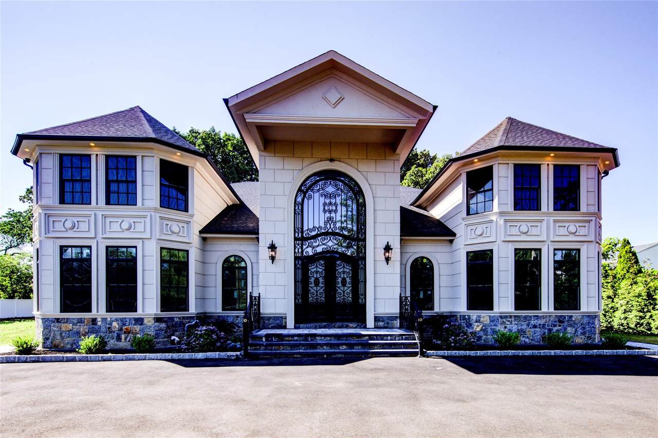 51 Walter Avenue - Photo 1