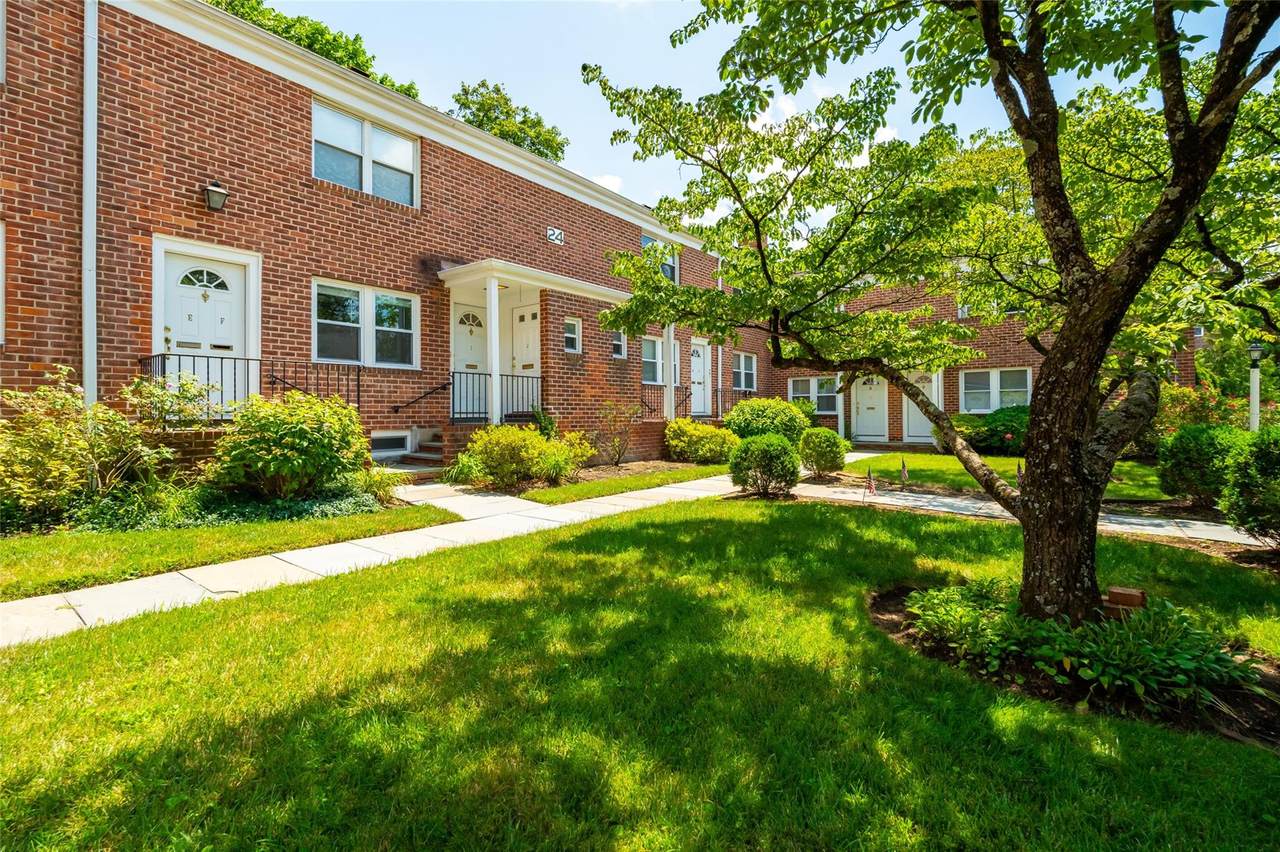 24 Wappanocca Avenue - Photo 1