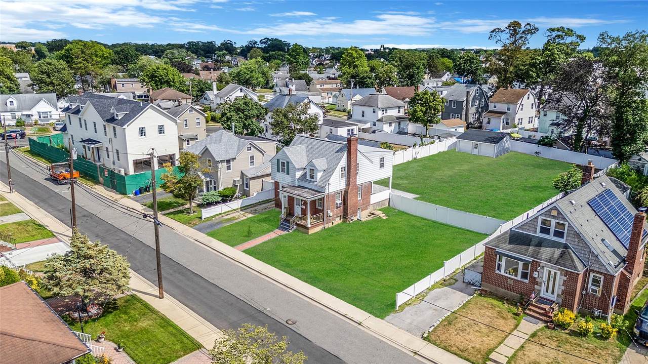 16 Felton Avenue - Photo 1