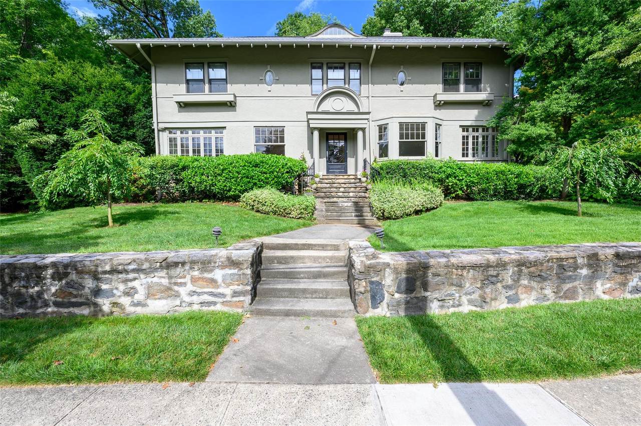 25 Highbrook Avenue - Photo 1