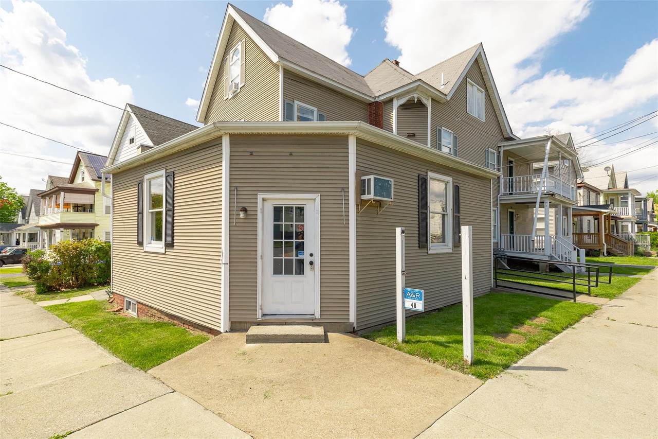 48 Columbia Street - Photo 1