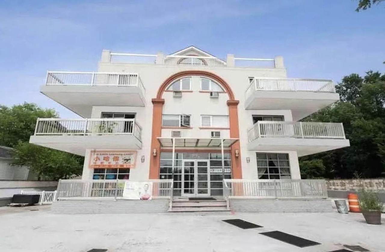 146-27 Beech Avenue - Photo 1