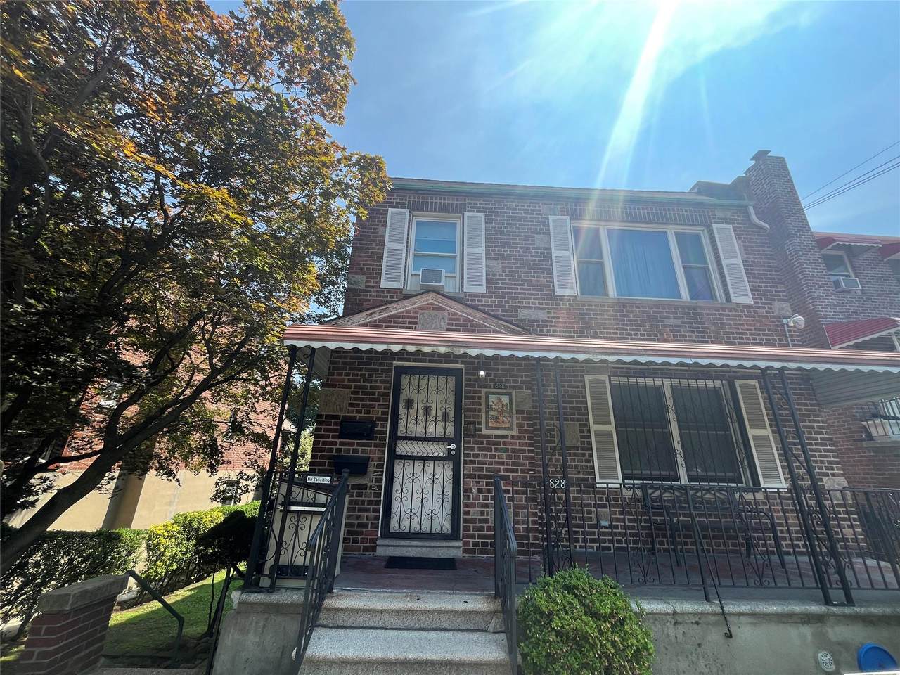 828 Waring Avenue - Photo 1