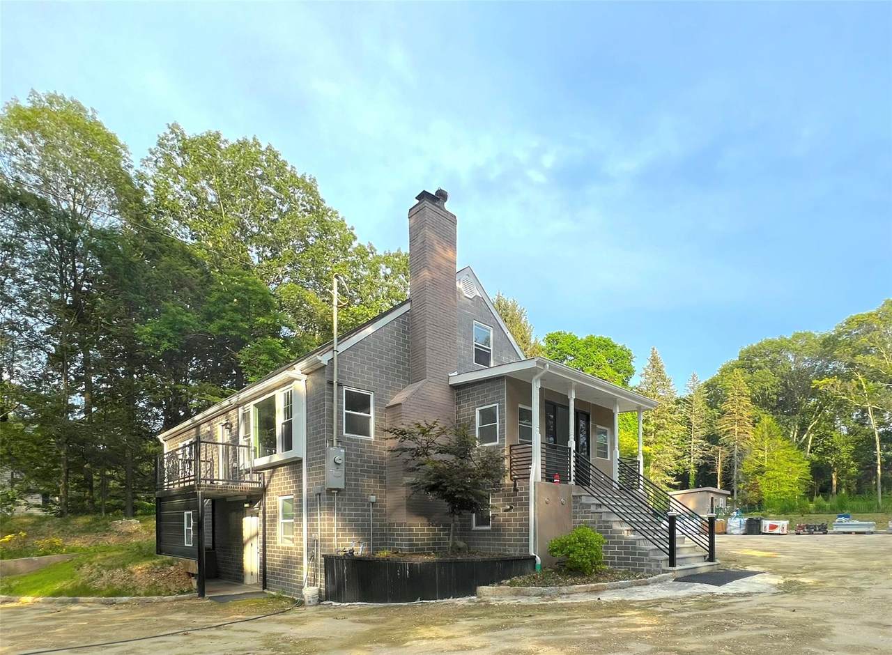 27 Dunlop Road - Photo 1