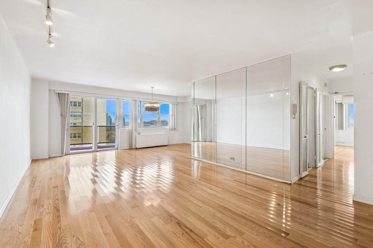 10230 66 Road - Photo 1