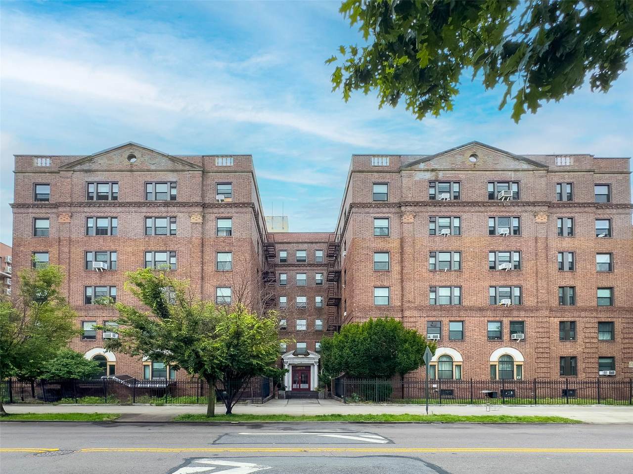 144-80 Sanford Avenue - Photo 1