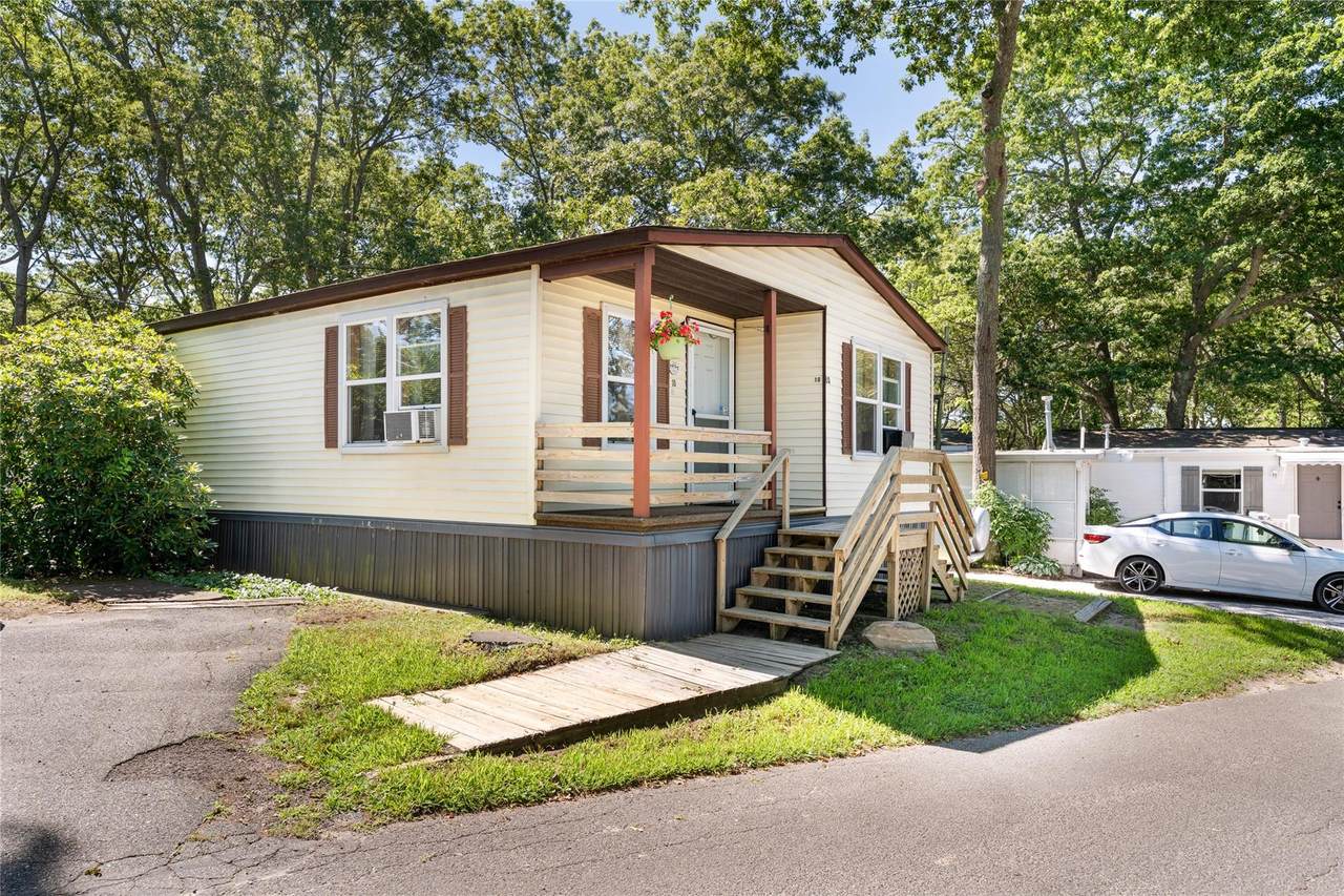 229 Montauk Highway - Photo 1