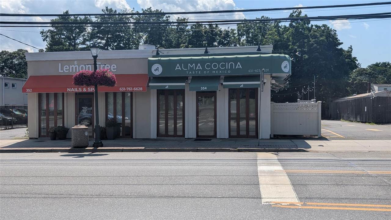 352-354 Larkfield Road - Photo 1