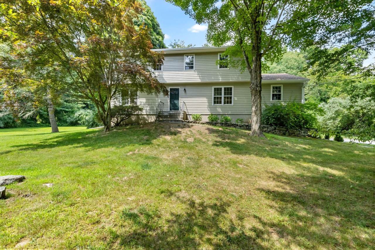 8 Old Pound Road - Photo 1