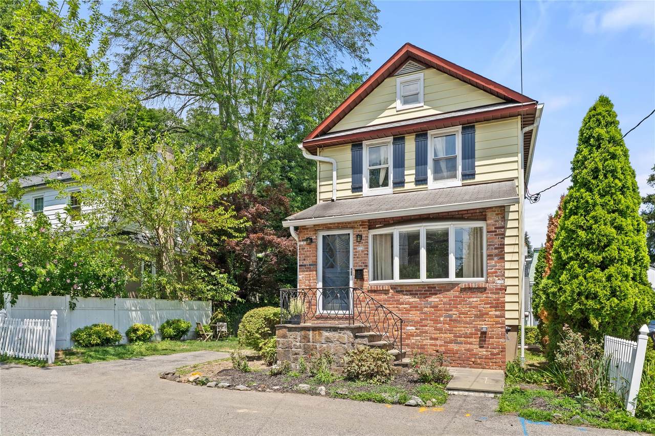1 Saunders Street - Photo 1
