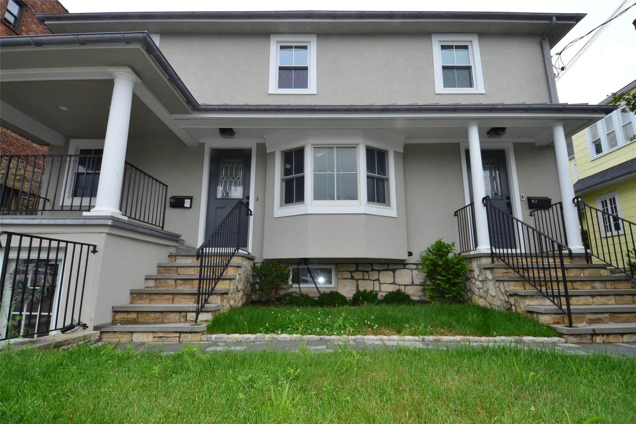 137 Hillside Place - Photo 1