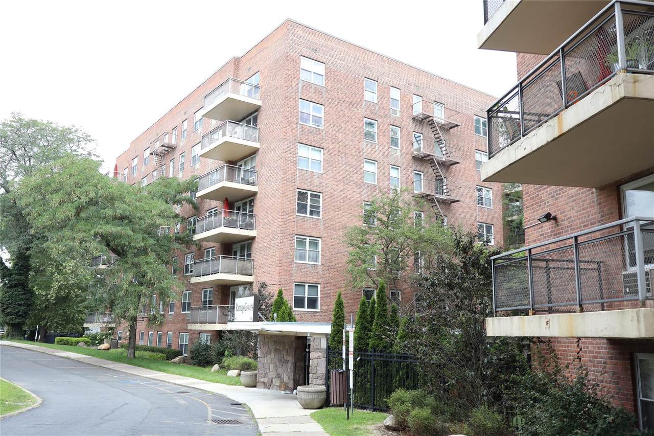 30 Cole Avenue - Photo 1