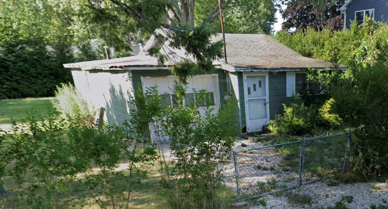 208 Forest Road - Photo 1