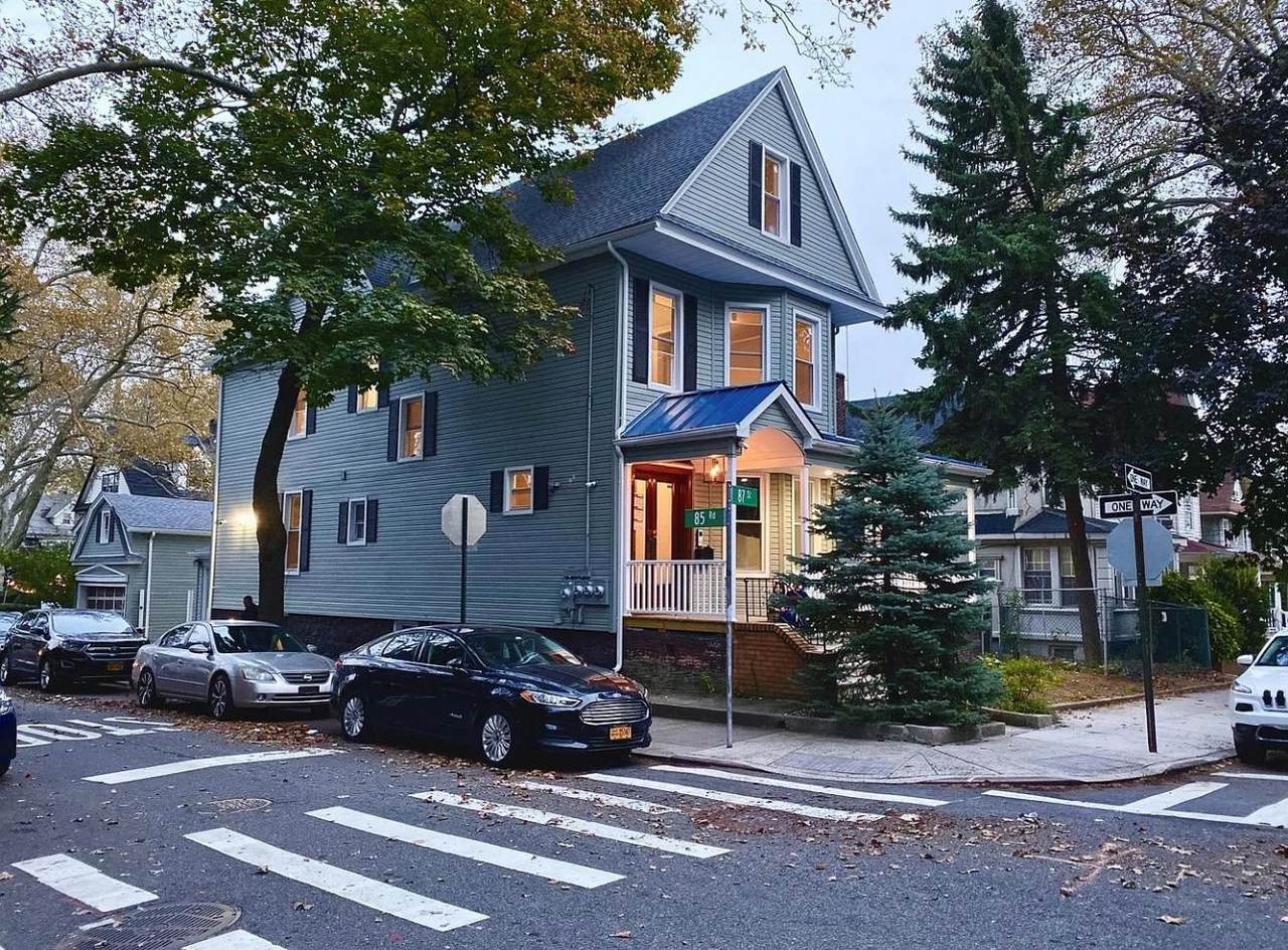 8501 87th Street - Photo 1