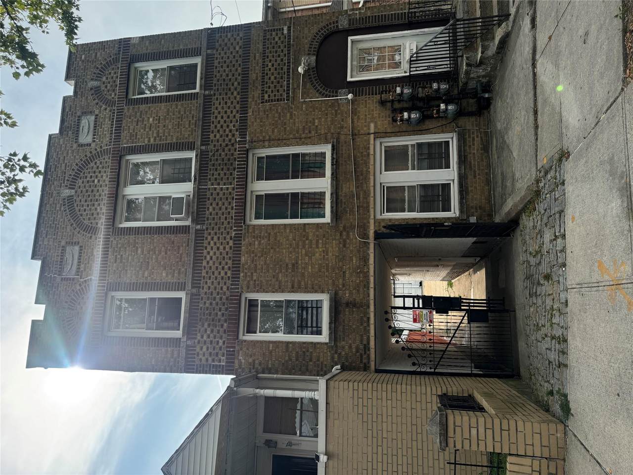 3015 Paulding Avenue - Photo 1