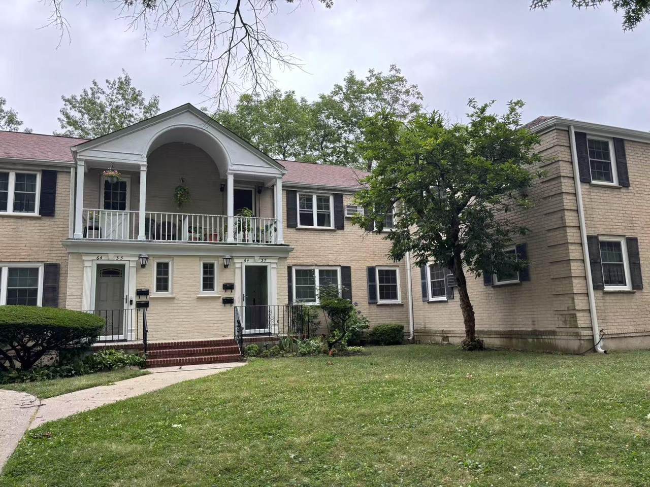 6437 Springfield Boulevard - Photo 1