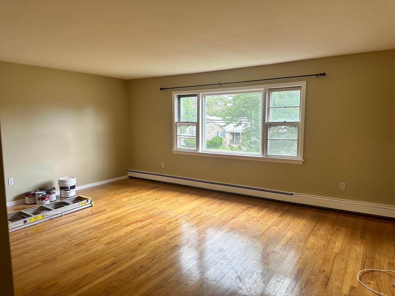 246 Staples Street - Photo 1