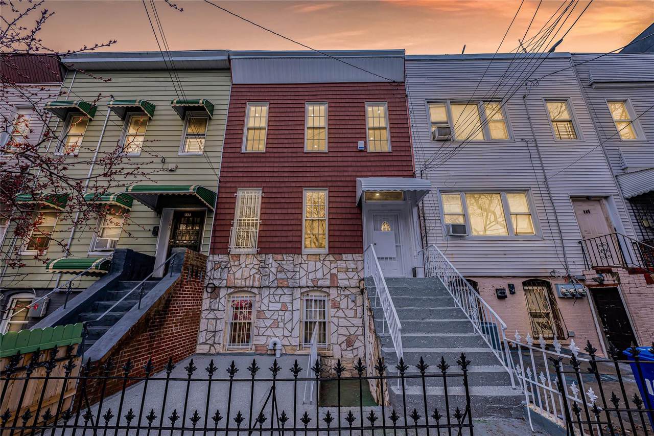 164 Atkins Avenue - Photo 1