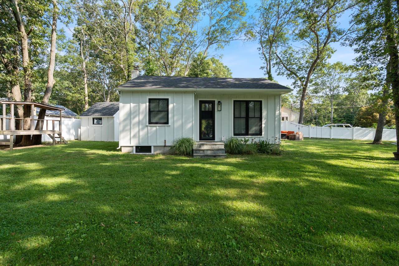 64 Corchaug Trail - Photo 1