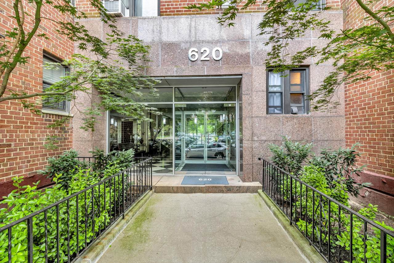 620 239th Street - Photo 1