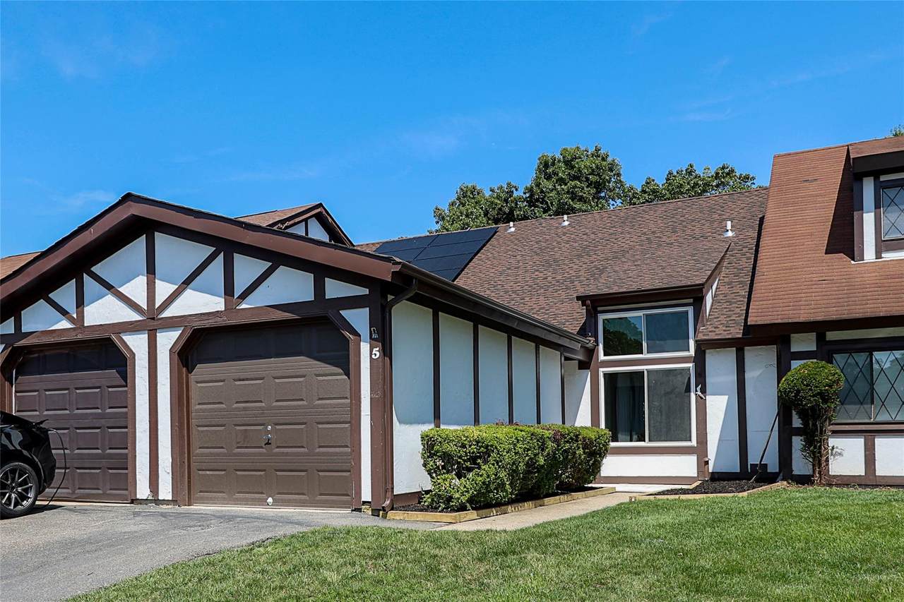 5 Amesworth Court - Photo 1