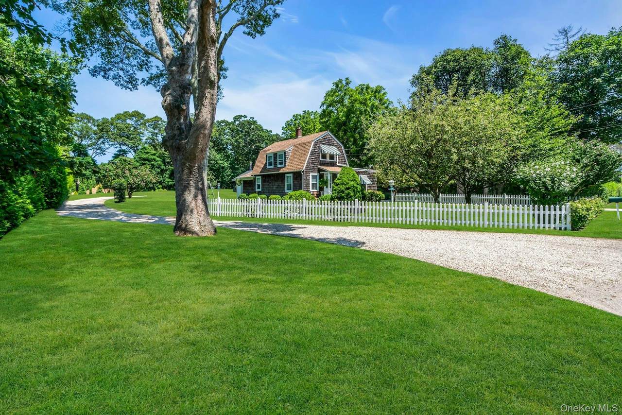 107 Sebonac Road - Photo 1