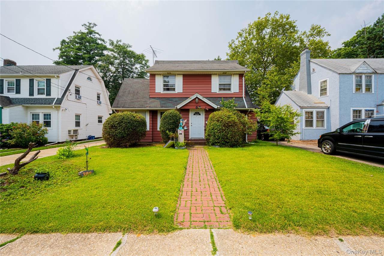 122 Parsons Drive - Photo 1