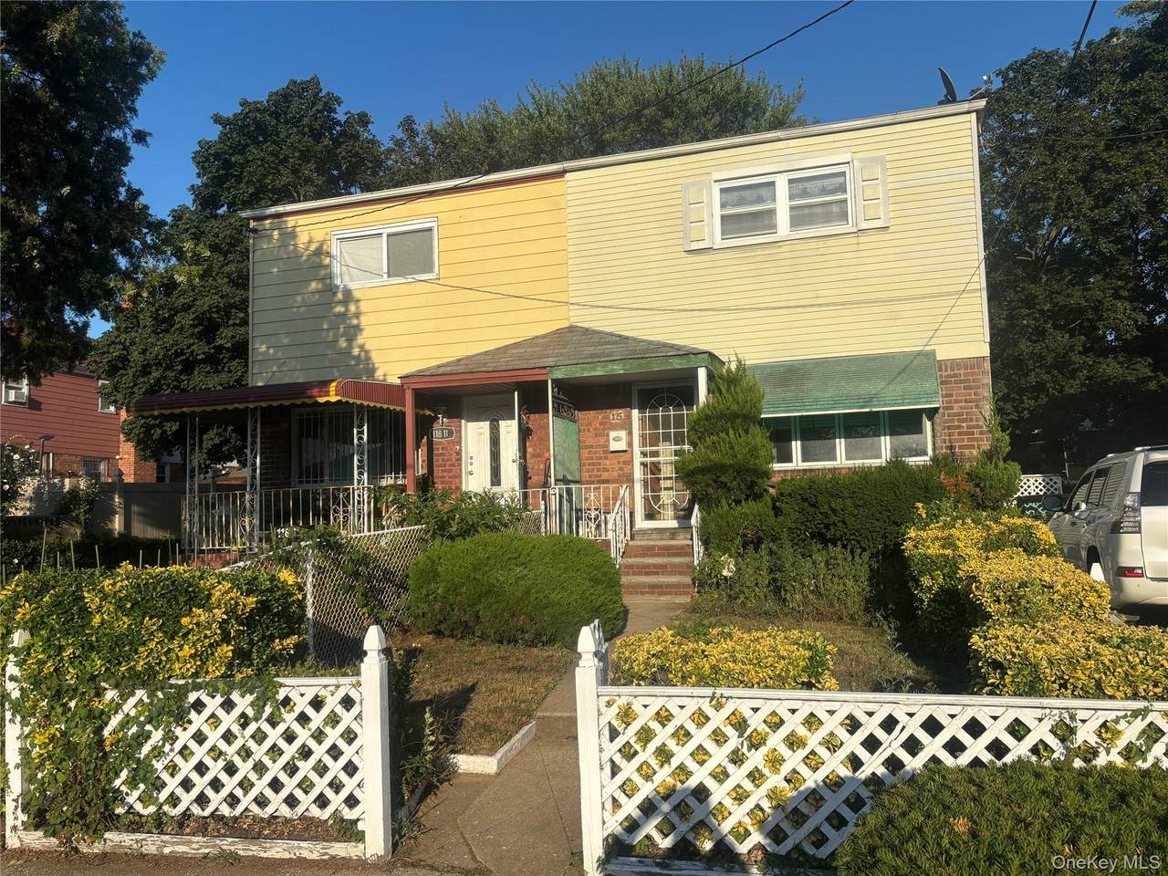 11815 Springfield Boulevard - Photo 1