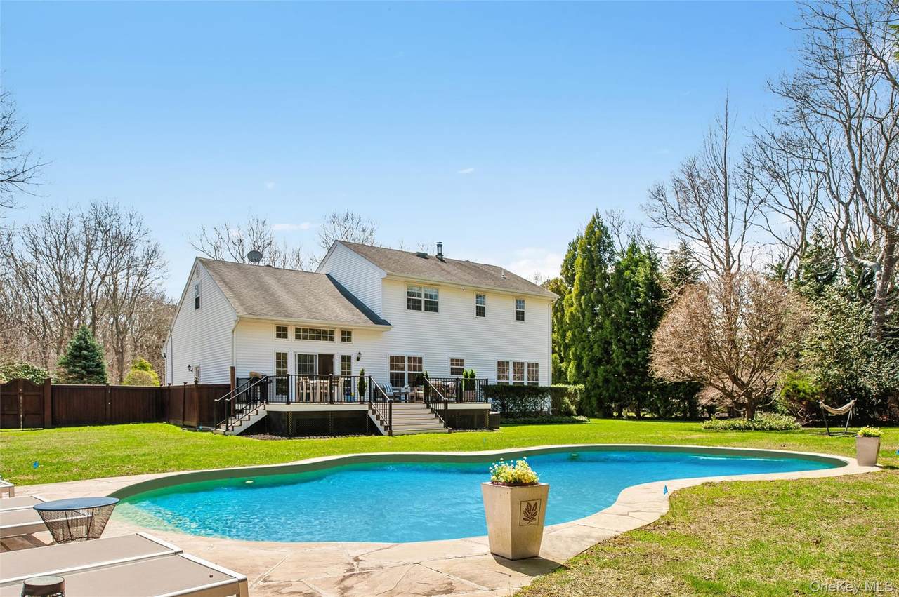 39 Hollow Lane - Photo 1