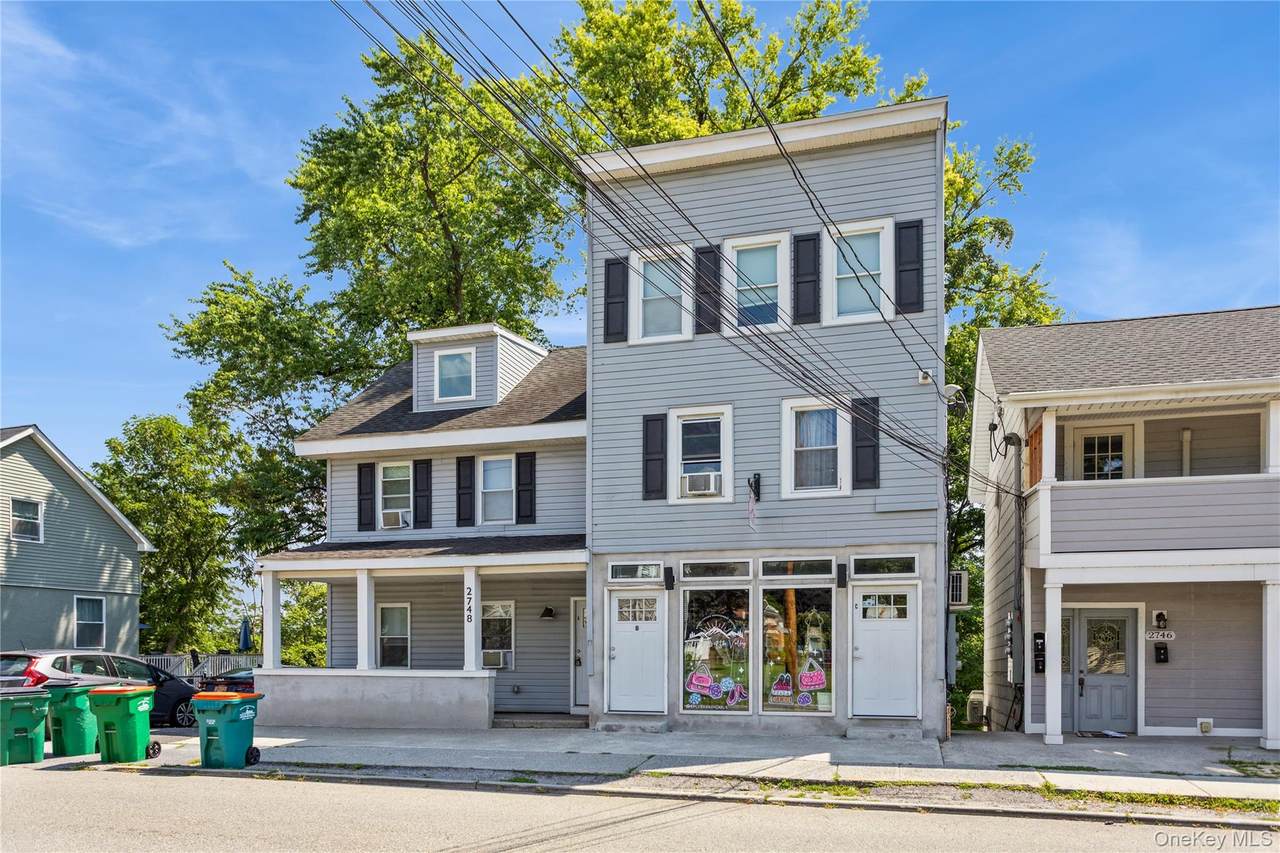 2748 Main Street - Photo 1