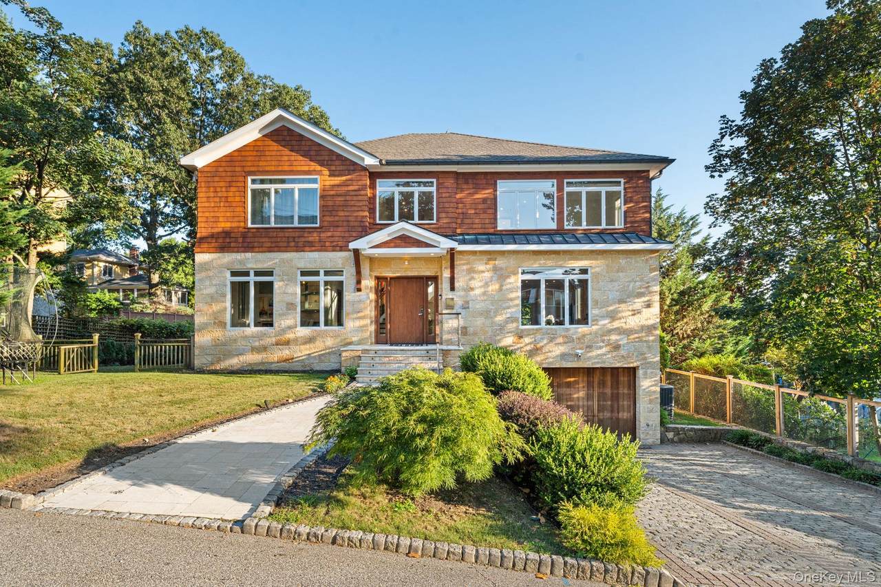 2 Hudson Street - Photo 1