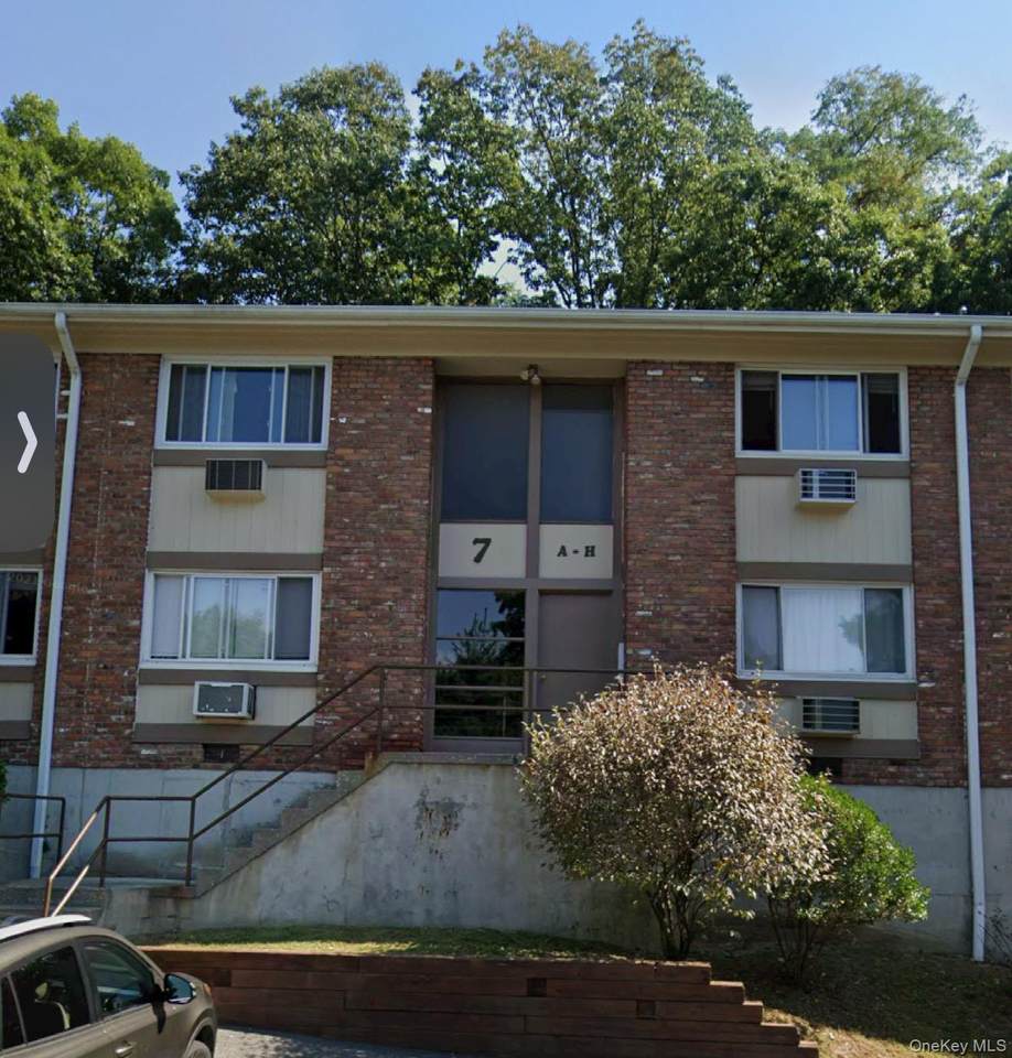 7 N James Street - Photo 1