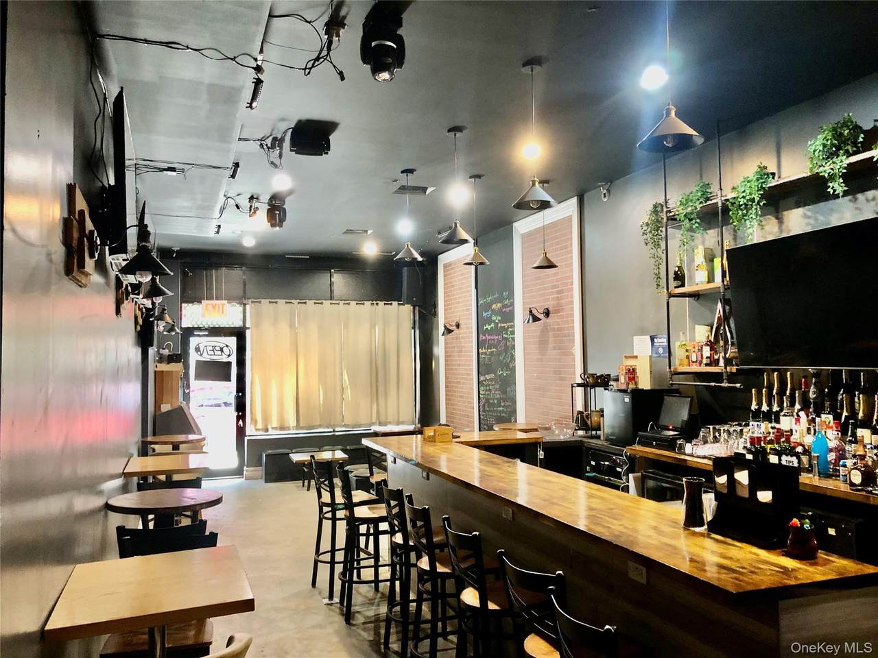 108-59 Roosevelt Ave - Photo 1