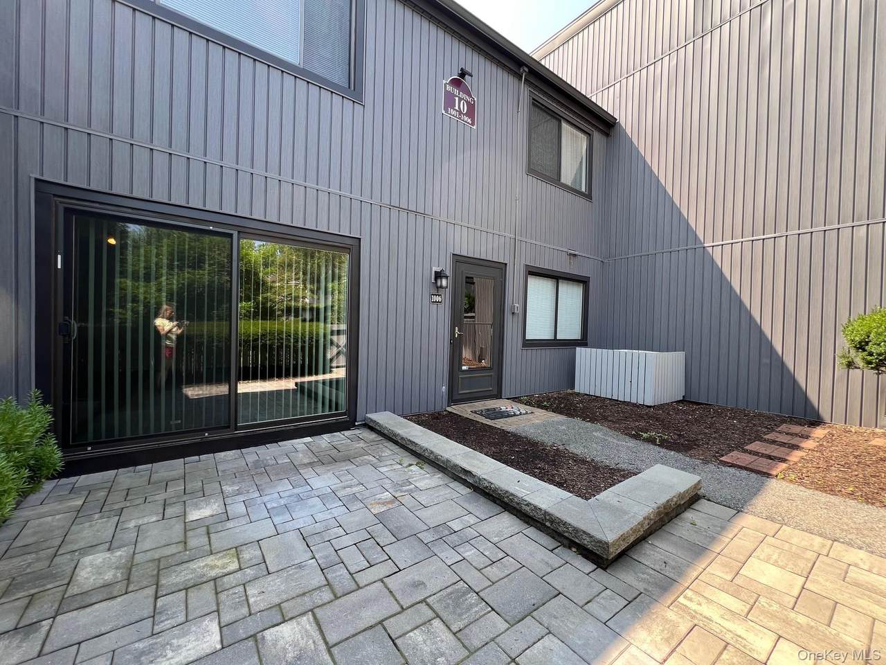 1006 Holly Walk - Photo 1