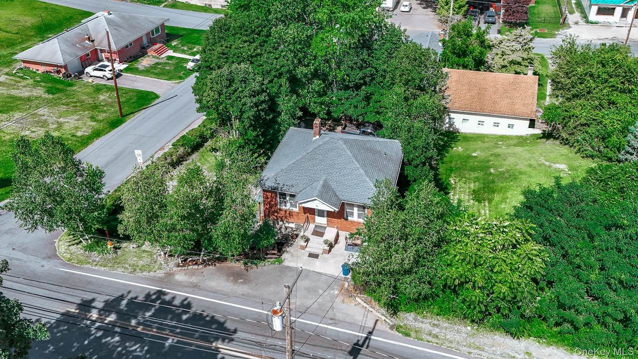 44 Cedar Avenue - Photo 1