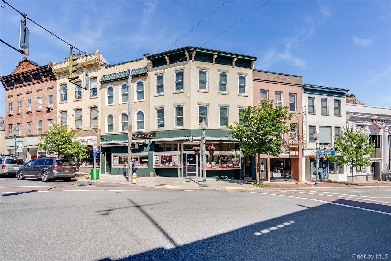 16 Division Street - Photo 1