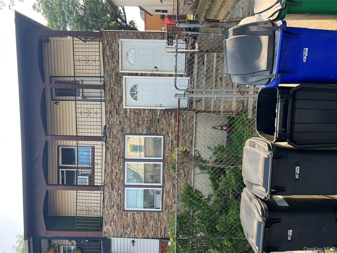 12205 161st Place - Photo 1