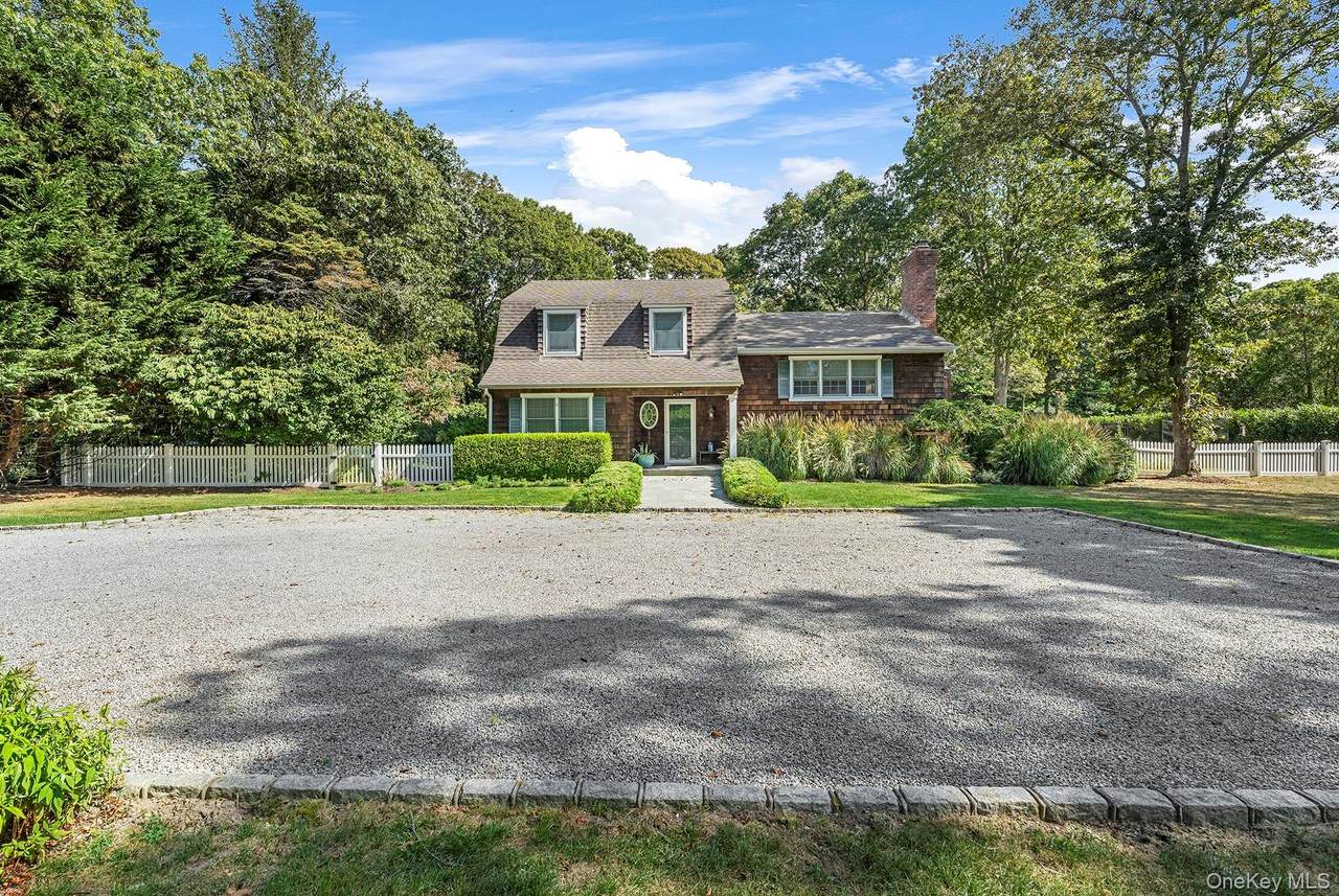 44 Midhampton Avenue - Photo 1