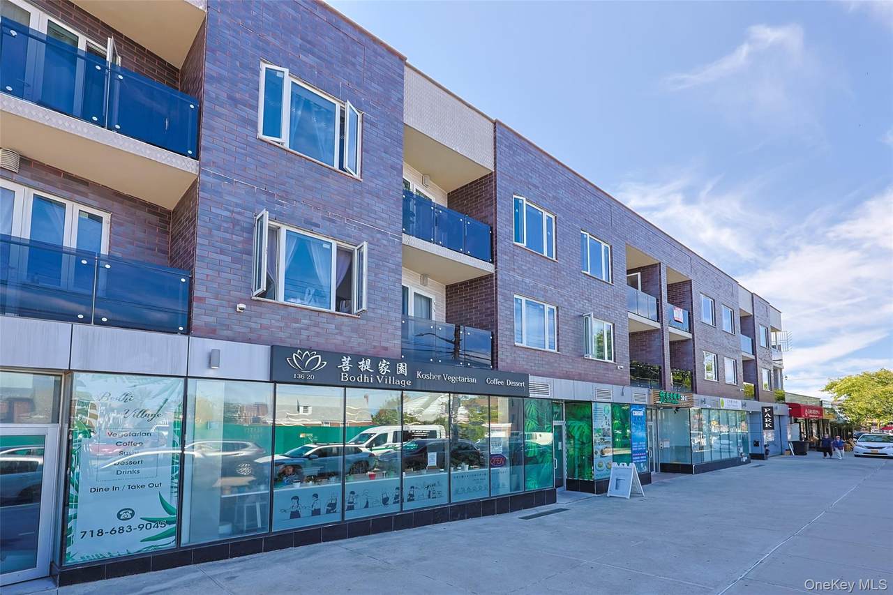 13620 Booth Memorial Avenue - Photo 1