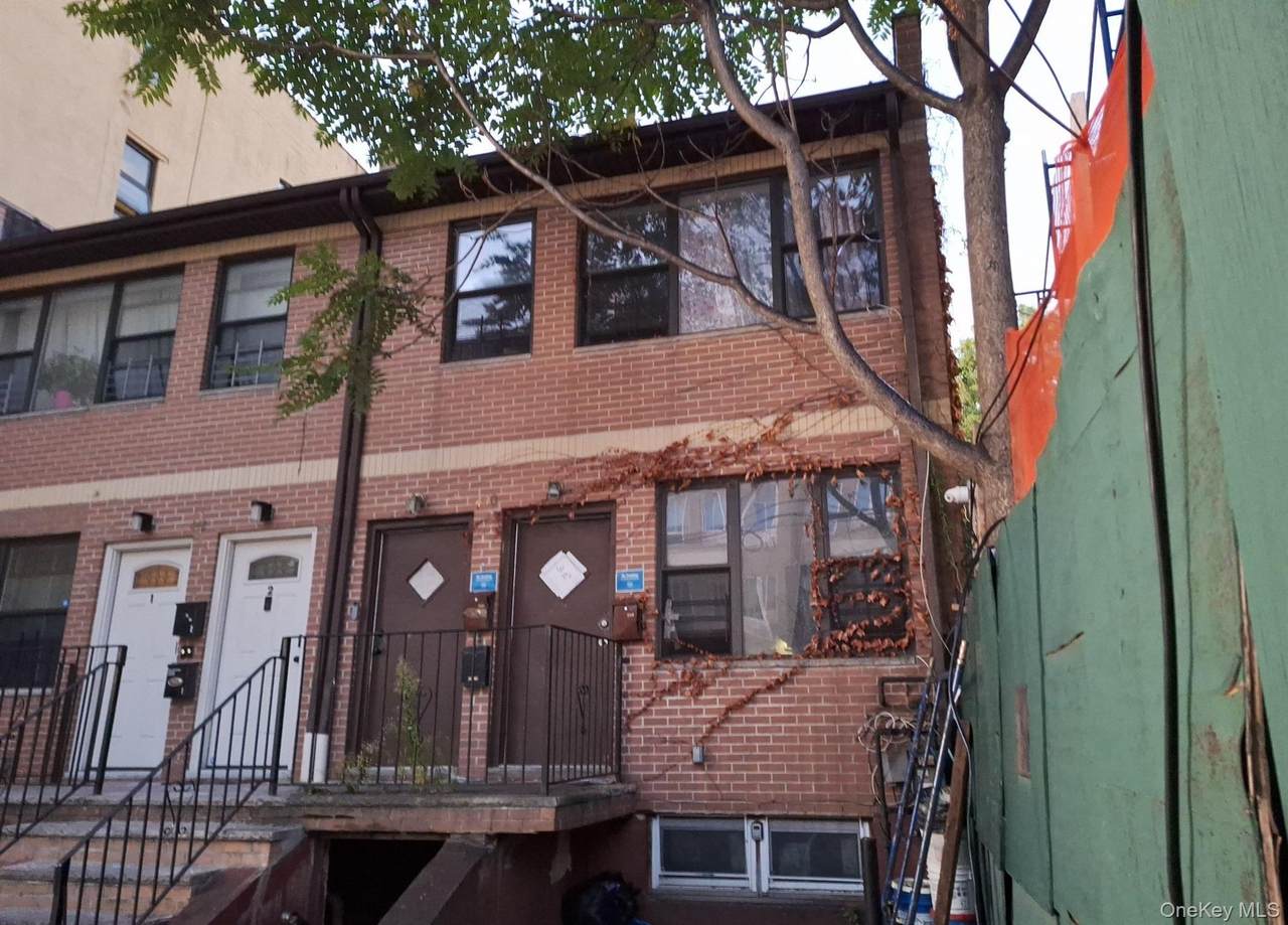 440 Blake Avenue - Photo 1