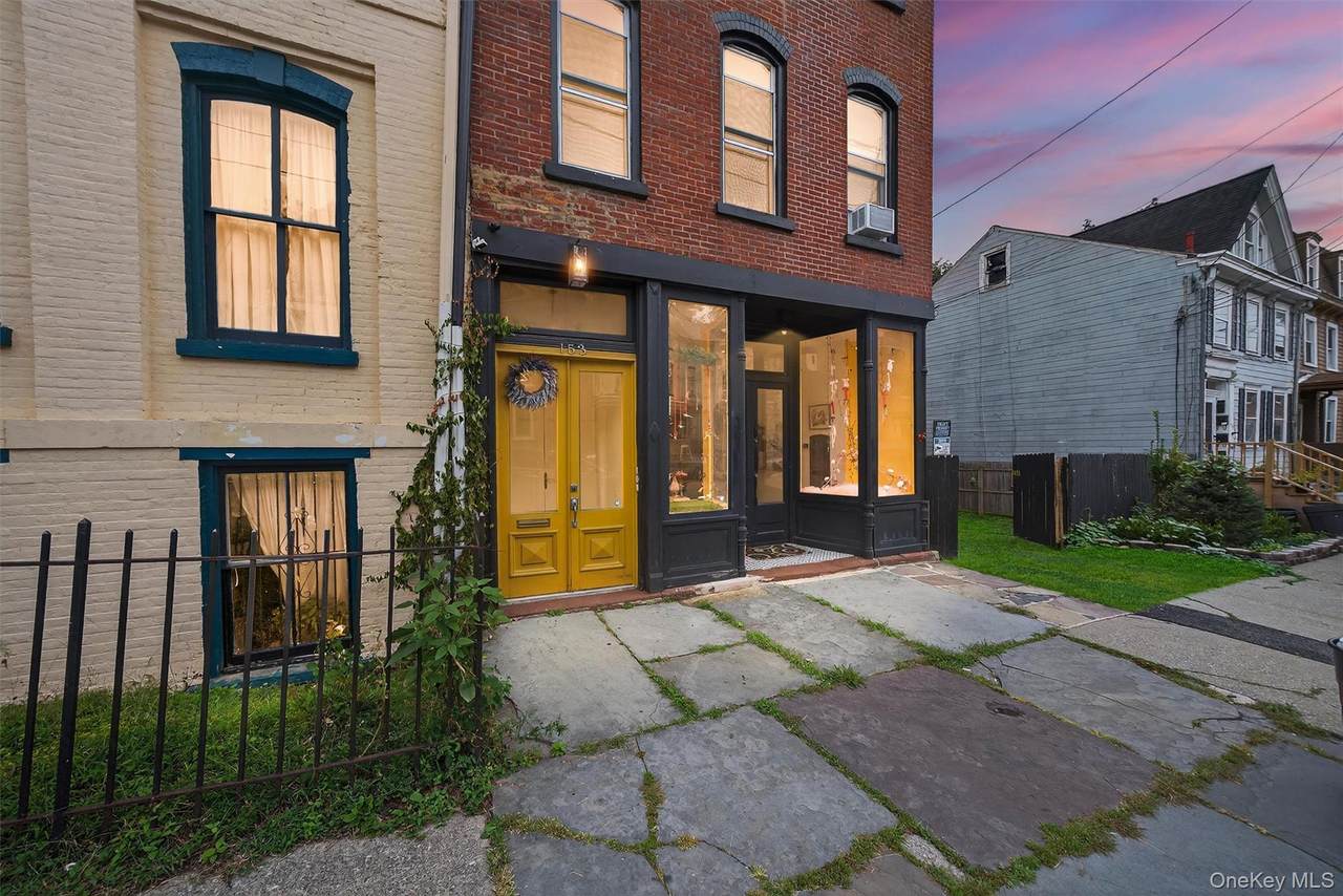 153 Lander Street - Photo 1