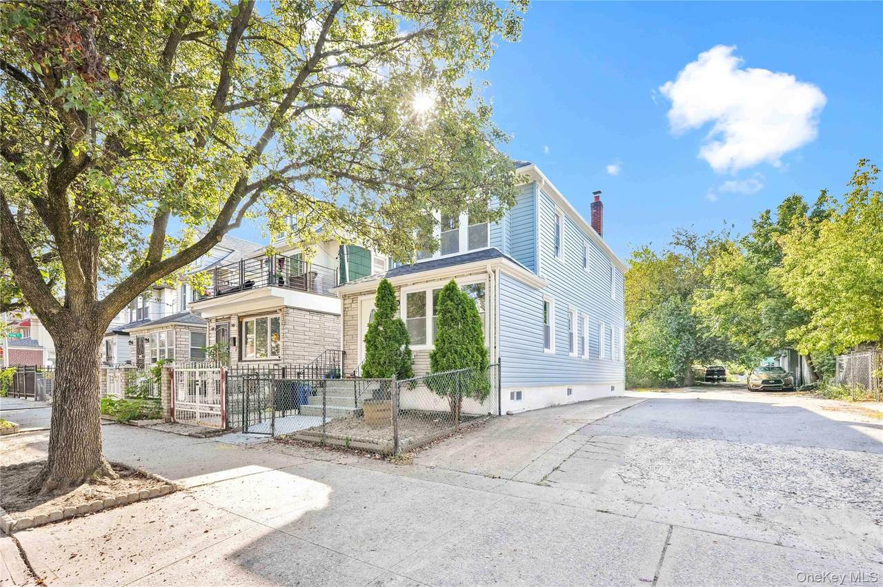 145-38 Linden Blvd - Photo 1