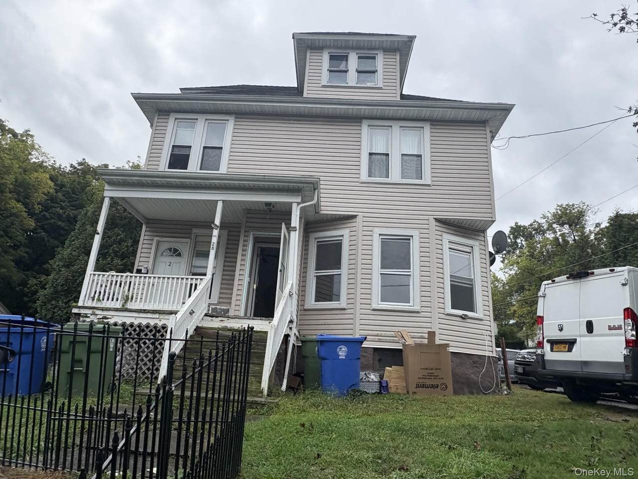 28 California Avenue - Photo 1