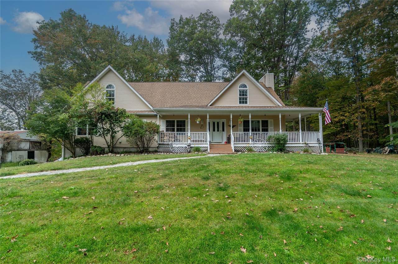 219 Brimstone Hill Road - Photo 1