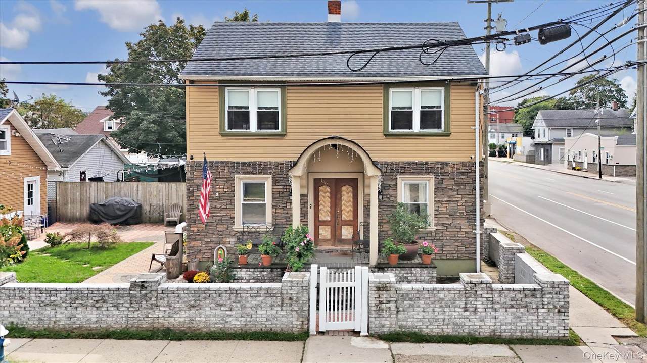 196 Franklin Street - Photo 1