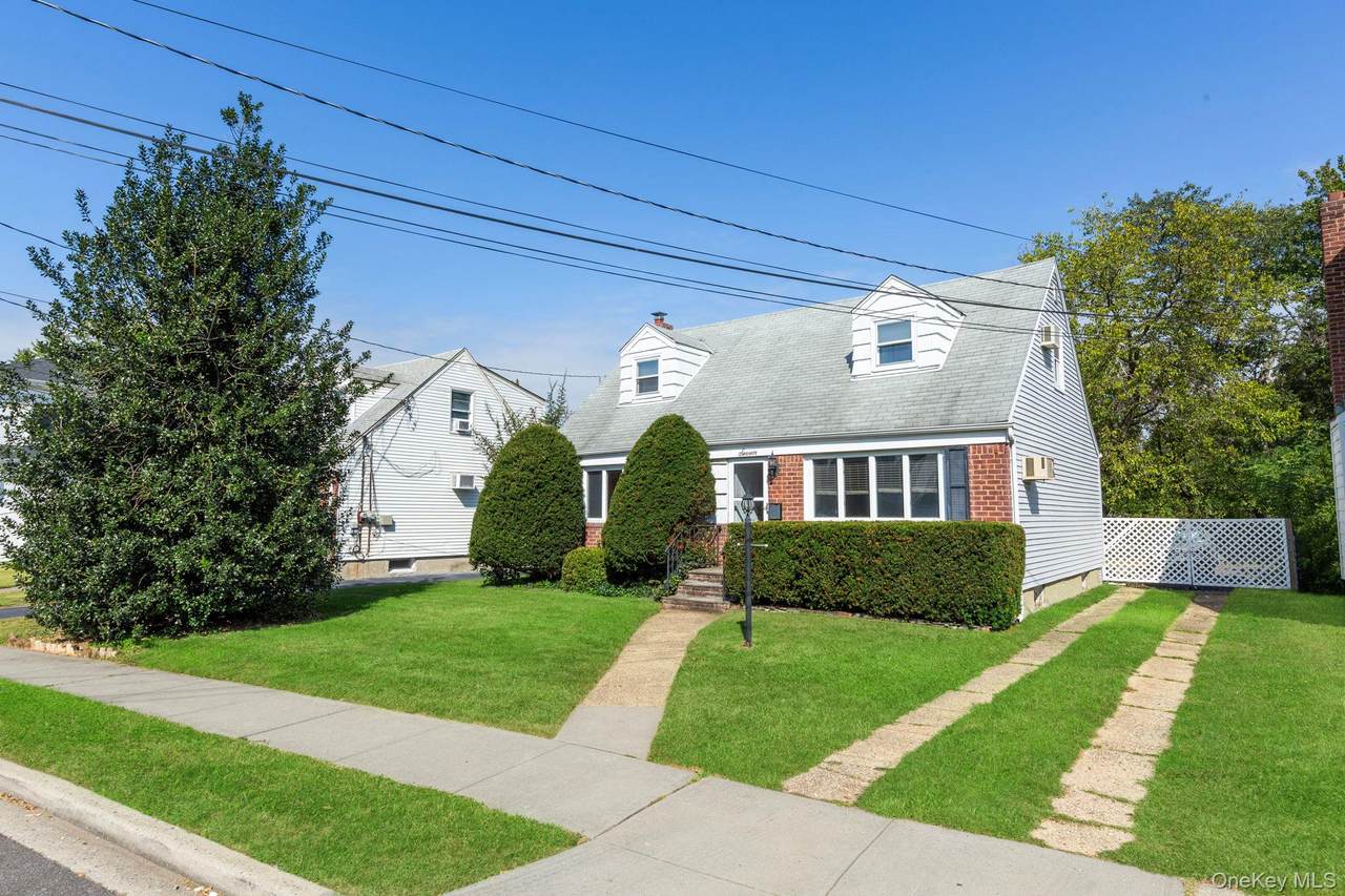 7 Washington Street - Photo 1